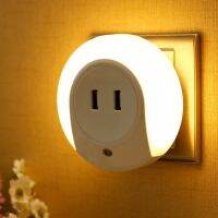 LED Night Light with Dual USB Wall Plate Charger  5V 2A Output for Fast Charge Sensor Nightlight with Dusk to Dawn Sensor Function in the Dark for Hal