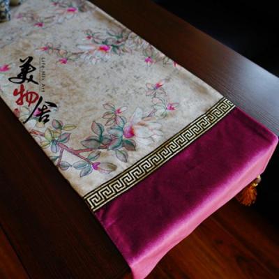ผ้าปูโต๊ะใหม่ Handmade สไตล์ยุโรปแต่งงาน 30x180 ซม.ผ้าปูโต๊ะผ้าแบบดั้งเดิม Magnolia Embroidery ห้องพักโรงแรมวิลล่าตกแต่ง