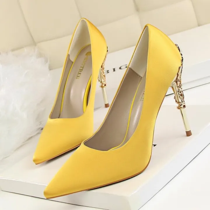 yellow heels for wedding