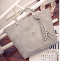 VENA กระเป๋าแฟชั่นผู้หญิง กระเป๋าถือ ตกแต่งพู่และสายถัก Fashion Shoulder Bag (Light Gray)