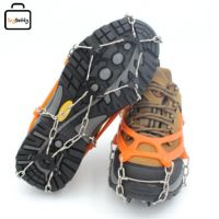 จัดส่งฟรี!! Crampons เหล็กฟันแหลมใส่รองเท้าสำหรับเดินย่ำบนหิมะหรือพื้นน้ำแข็ง กันลื่น