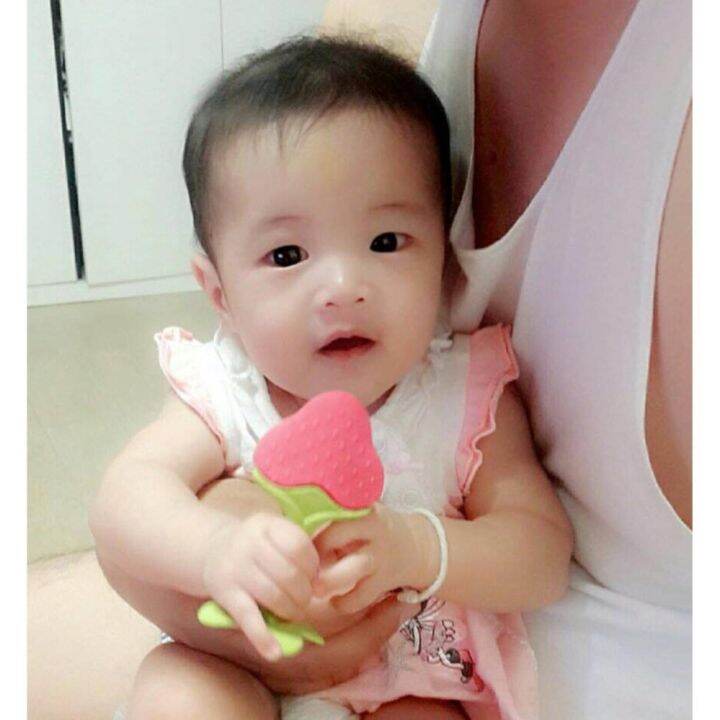 ยางกัดสตอเบอรี่-ange-strawberry-teether