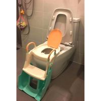 2 in 1 potty trainer ที่นั่งรองชักโครกมีบันได+กระโถน สีครีม พรีเมี่ยมเกรด