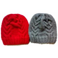 Handmade หมวกถักไหมพรม2ใบ สีเทาและสีแดง ลาย02