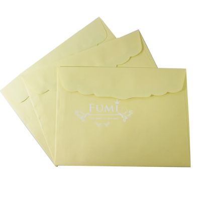 Fumi ซองใส่การ์ด 5.25x7.25 นิ้ว 100 ซอง ฝาโค้งหยัก (สีครีม)