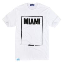 AQUANINE เสื้อยืด HIP STREET ลาย MIAMI (สีกรมขาว)