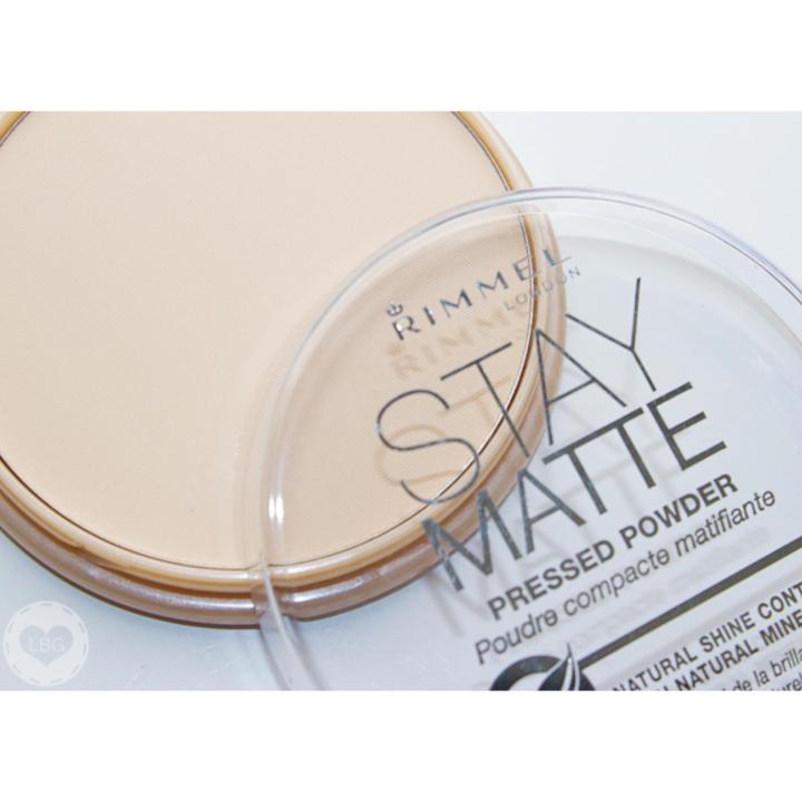 rimmel-stay-matte-long-lasting-pressed-powder-001-transparent