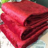 2y 04KK3136 ผ้ากำมะหยี่ หน้าเดียว เนื้อบาง เนื้อนุ่ม มันวาว เป็นประกาย สีแดงเข้ม ขนาด 180 cm x 150 cm ผลิตจากใยสังเคราะห์ สำหรับงานตกแต่ง ตัดเย็บ ปูโต๊ะ บุกล่อง หรือ รองเครื่องประดับ VELVET FABRIC Diy Sewing