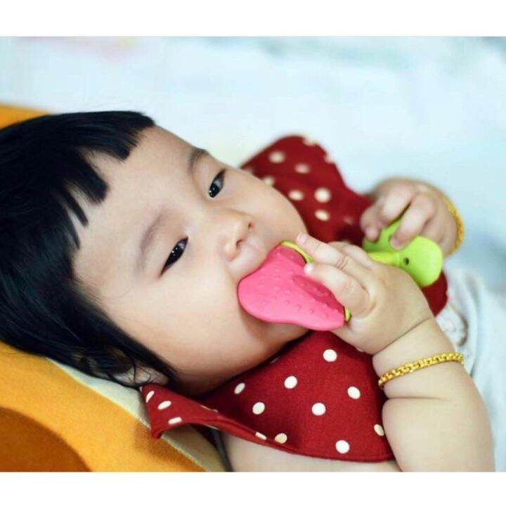 ยางกัดสตอเบอรี่-ange-strawberry-teether