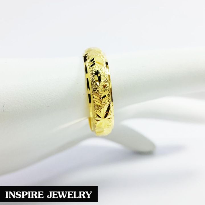 inspire-jewelry-แหวนทองตอกลาย-แบบร้านทอง-ตัวเรือนขึ้นด้วยทองเหลืองนอก-ชุบเศษทองแท้-100-24k