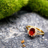 Jewelry Buffet แหวนประดับด้วย GARNET  ชุบทอง 18k JXR0012656 (สีแดง)